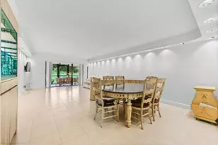 21215 Lago Cir, Boca Raton, FL 33433 - Photo 5