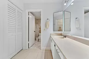 21215 Lago Cir, Boca Raton, FL 33433 - Photo 9