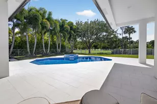 2725 Seneca Cir, West Palm Beach, FL 33409 - Photo 83