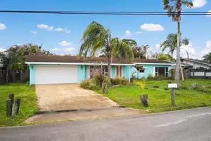 324 Holly Ave, Port Saint Lucie, FL 34952 - Photo 3