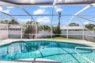 2024 NE 24th St, Jensen Beach, FL 34957 - Photo 3