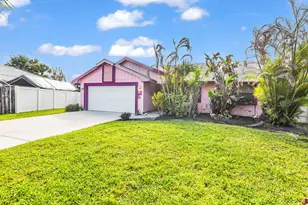 2024 NE 24th St, Jensen Beach, FL 34957 - Photo 15