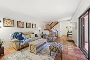 223 2nd Ct, Palm Beach Gardens, FL 33410 - Photo 3