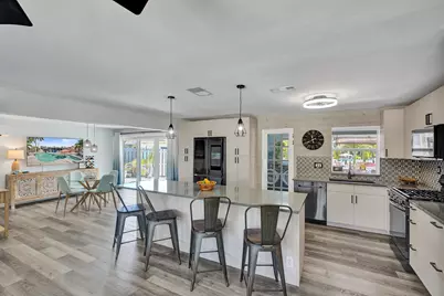 1221 SE 3rd Avenue, Pompano Beach, FL 33060 - Photo 11