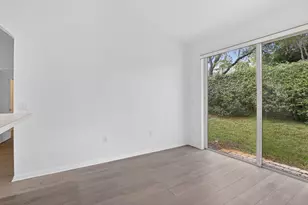 7915 NW 20th St, Pembroke Pines, FL 33024 - Photo 15