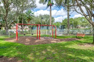 7915 NW 20th St, Pembroke Pines, FL 33024 - Photo 41