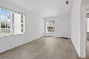 7915 NW 20th St, Pembroke Pines, FL 33024 - Photo 9