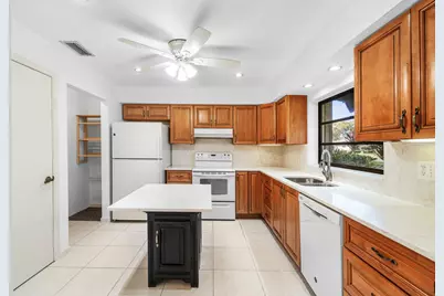 10120 Eaglewood Terrace #B, Boynton Beach, FL 33436 - Photo 13