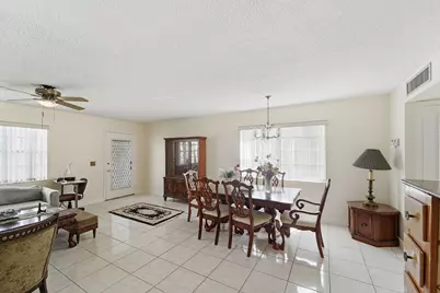 226 E Normandy #E, Delray Beach, FL 33484 - Photo 5