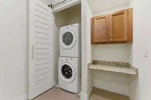 6109 NW Kendra Ln, Port Saint Lucie, FL 34983 - Photo 11