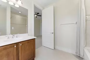 6109 NW Kendra Ln, Port Saint Lucie, FL 34983 - Photo 19