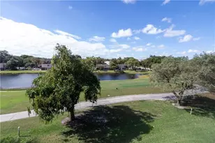 1811 Sabal Palm Dr, Davie, FL 33324 - Photo 7