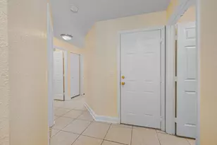 2037 SW Providence Pl, Port Saint Lucie, FL 34953 - Photo 5