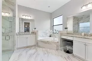 8040 NW 112th Terrace, Parkland, FL 33076 - Photo 13