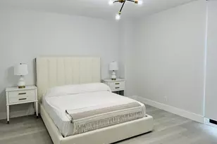 19707 Turnberry Way, Aventura, FL 33180 - Photo 17