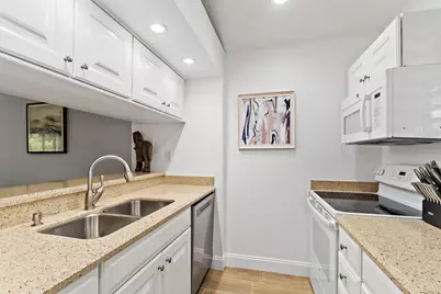 834 Club Drive, Palm Beach Gardens, FL 33418 - Photo 5