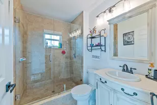 712 Verona Ct, Weston, FL 33326 - Photo 27