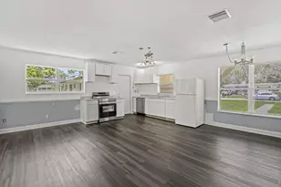180 SE Serenata Ct, Port Saint Lucie, FL 34983 - Photo 17