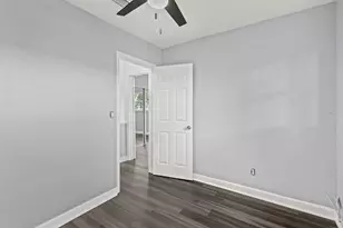 180 SE Serenata Ct, Port Saint Lucie, FL 34983 - Photo 27