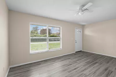 333 SW Lucero Drive, Port Saint Lucie, FL 34983 - Photo 7