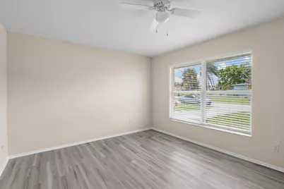 333 SW Lucero Drive, Port Saint Lucie, FL 34983 - Photo 9