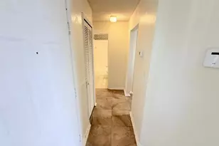 3453 NW 44th St, Oakland Park, FL 33309 - Photo 7