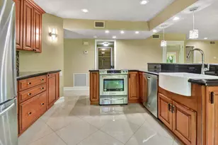 5590 Coach House Cir, Boca Raton, FL 33486 - Photo 9