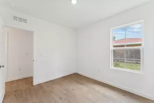 328 SW Becker Rd, Port Saint Lucie, FL 34953 - Photo 17