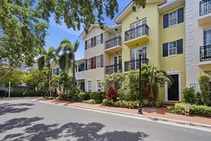 1050 E Heritage Club Cir, Delray Beach, FL 33483 - Photo 41
