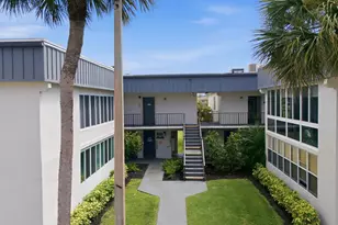 563 Piedmont L, Delray Beach, FL 33484 - Photo 3