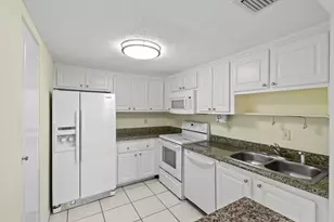 2800 N Ocean Dr, Singer Island, FL 33404 - Photo 7