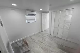 8717 SW 16th Pl, Davie, FL 33324 - Photo 13