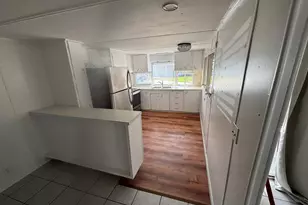 8717 SW 16th Pl, Davie, FL 33324 - Photo 5