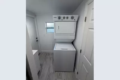 8717 SW 16th Place, Davie, FL 33324 - Photo 17