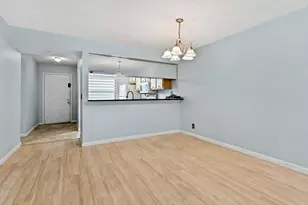 1701 Sabal Ridge Cir, Palm Beach Gardens, FL 33418 - Photo 3