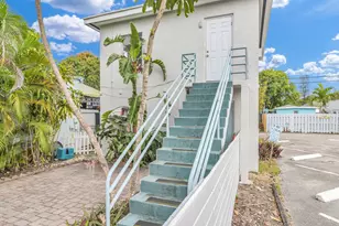 820 N Dixie Hwy, Lake Worth, FL 33460 - Photo 3