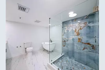 2480 Presidential Way #902, West Palm Beach, FL 33401 - Photo 1