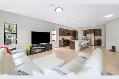 11795 Waterway Circle, Parkland, FL 33076 - Photo 11