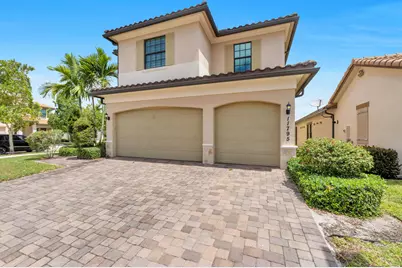 11795 Waterway Circle, Parkland, FL 33076 - Photo 3