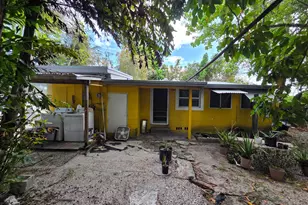 238 SW 1st St, Florida City, FL 33034 - Photo 5