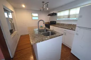 238 SW 1st St, Florida City, FL 33034 - Photo 15