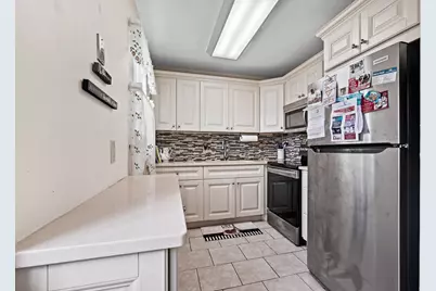 167 Cambridge G, West Palm Beach, FL 33417 - Photo 5