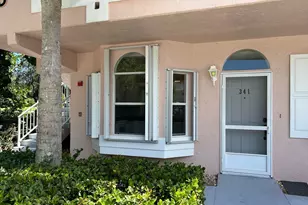 18081 SE Country Club Dr, Jupiter, FL 33469 - Photo 1