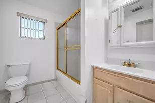 13930 SW 36th Ct, Davie, FL 33330 - Photo 19