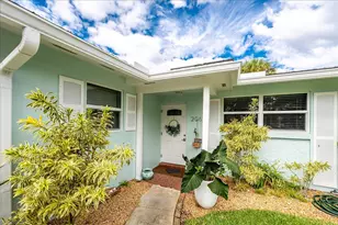 206 SE Wentworth Dr, Stuart, FL 34996 - Photo 3