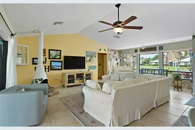 2142 SE Bryson Avenue, Port Saint Lucie, FL 34952 - Photo 11