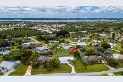 2142 SE Bryson Avenue, Port Saint Lucie, FL 34952 - Photo 3