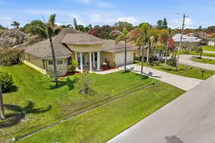 2199 SE Heathwood Cir, Port Saint Lucie, FL 34952 - Photo 43