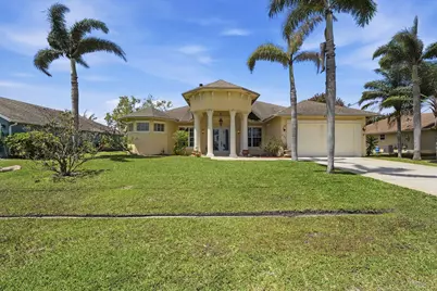 2199 SE Heathwood Circle, Port Saint Lucie, FL 34952 - Photo 1