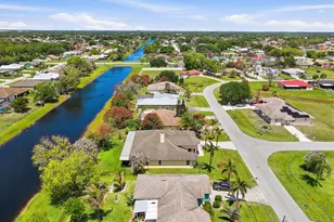 2199 SE Heathwood Cir, Port Saint Lucie, FL 34952 - Photo 47